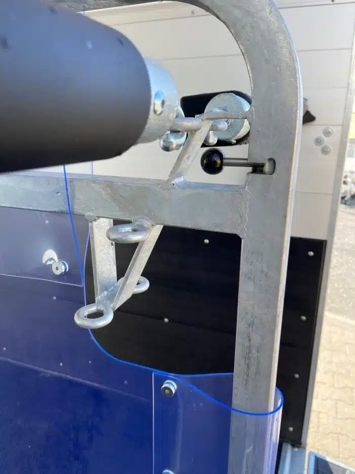 HUMBAUR Pferdeanhänger XANTHOS 2400 AERO – Bild 9
